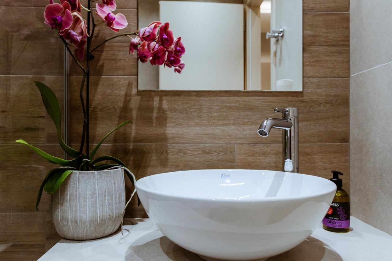Antel Suites & Apartments Chania  ภายนอก รูปภาพ